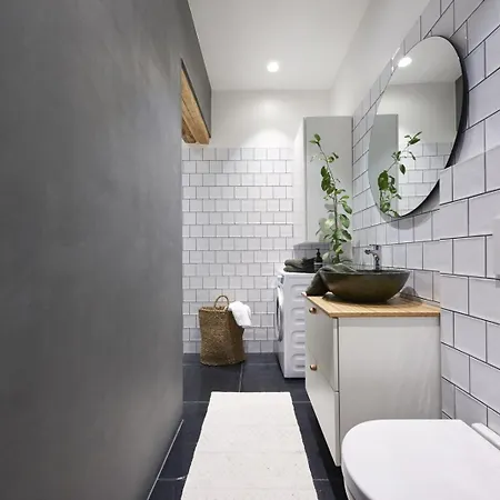 Charming Place In The Hearth Of Grunerlokka! Homestay