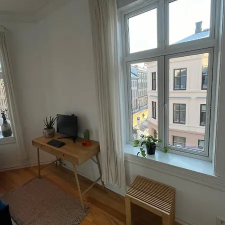 Accommodatie bij particulieren Charming Place In The Hearth Of Grunerlokka! Oslo
